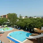 Club Turtas Rezort Konaklı