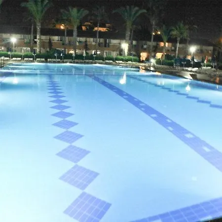 Rezort Club Turtas Konaklı