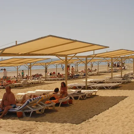 كلوب تورتاس بيتش - الشامل كليًا 4* كوناكلي