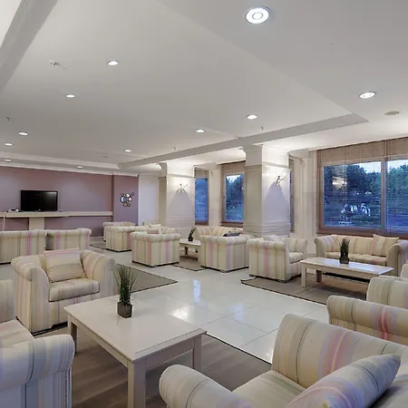 كلوب تورتاس بيتش - الشامل كليًا كوناكلي