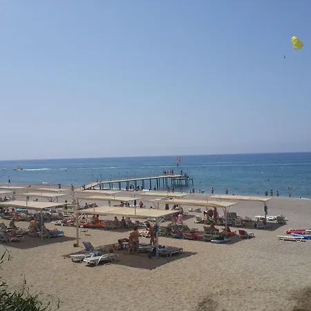 كلوب تورتاس بيتش - الشامل كليًا منتجع كوناكلي