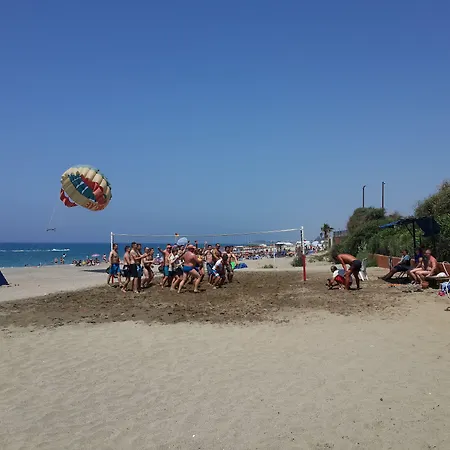 كلوب تورتاس بيتش - الشامل كليًا منتجع