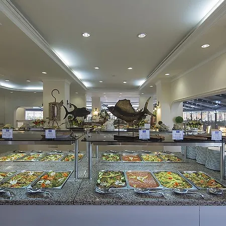 كلوب تورتاس بيتش - الشامل كليًا كوناكلي