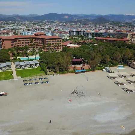 كلوب تورتاس بيتش - الشامل كليًا 4*