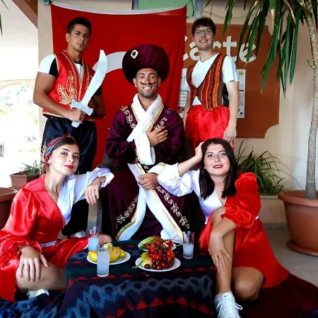 كلوب تورتاس بيتش - الشامل كليًا منتجع كوناكلي