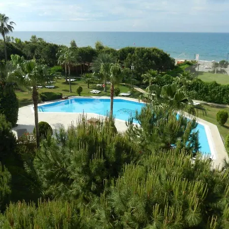 منتجع كلوب تورتاس بيتش - الشامل كليًا كوناكلي