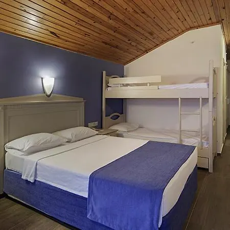 Club Turtas Ośrodek wypoczynkowy 4*